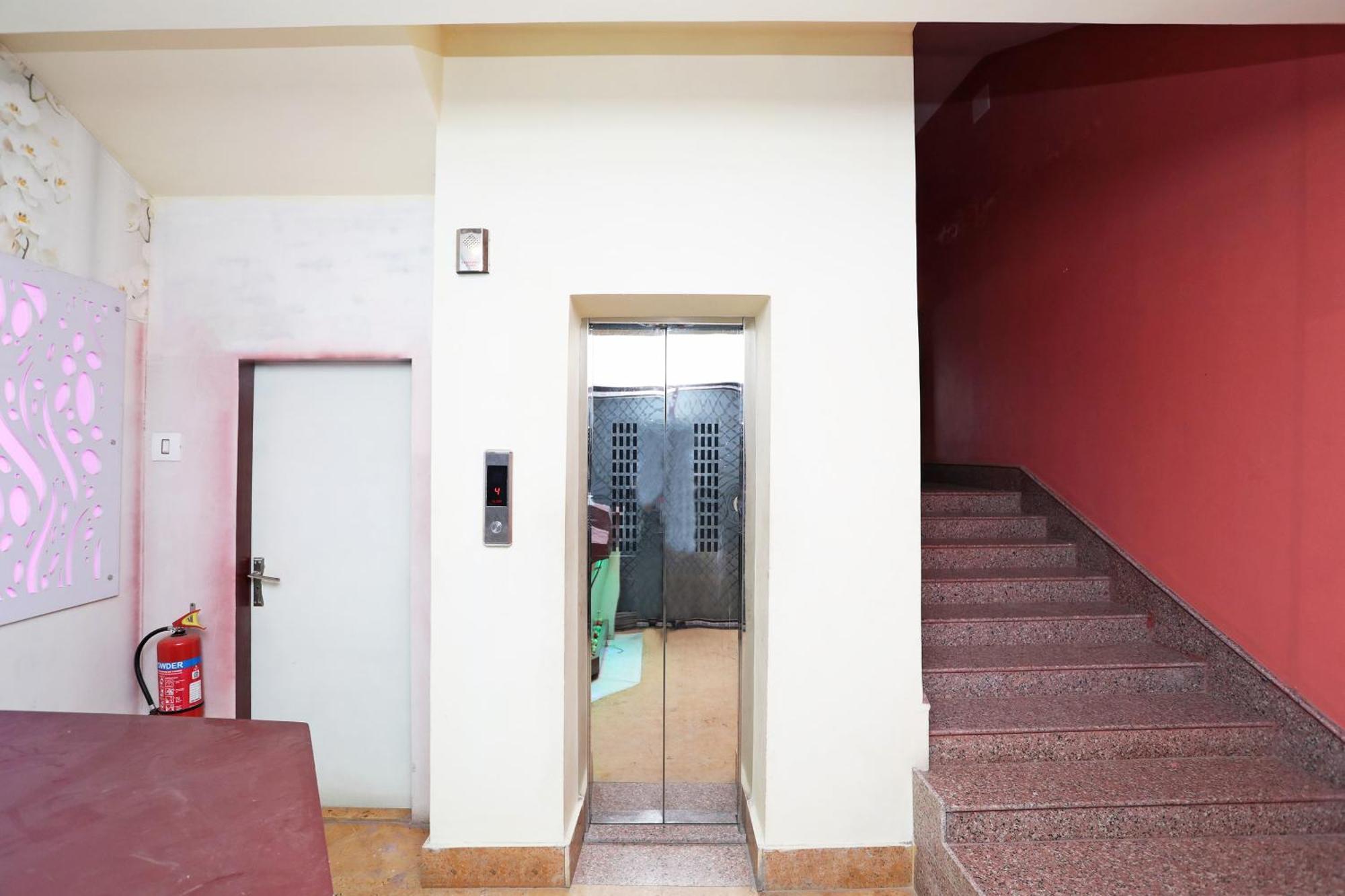 Hotel O Imperial Guest House Barasat Экстерьер фото